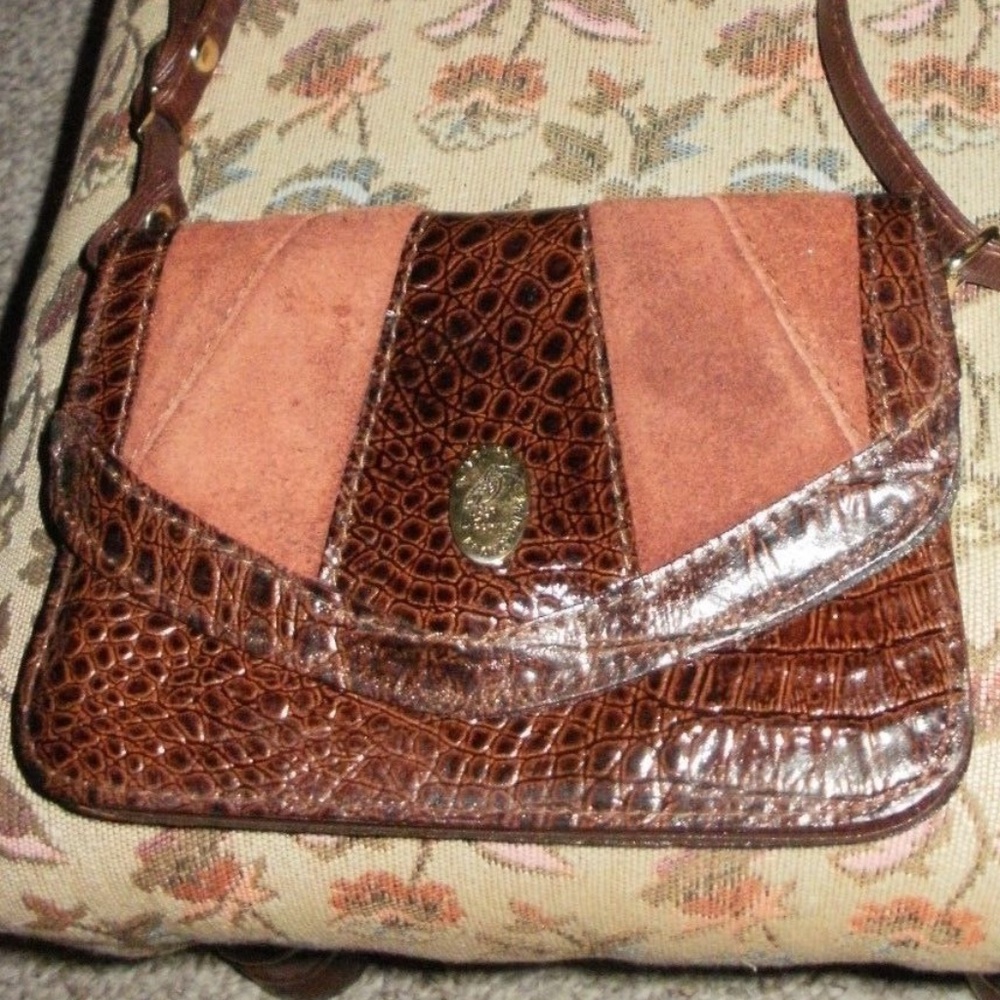 Il Tucano Roma Italy Suede~Croc Grain Small Bag
